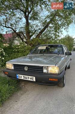 Хетчбек Volkswagen Passat 1986 в Ярмолинцях