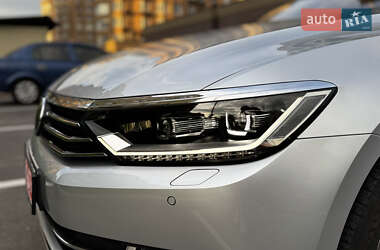 Седан Volkswagen Passat 2018 в 