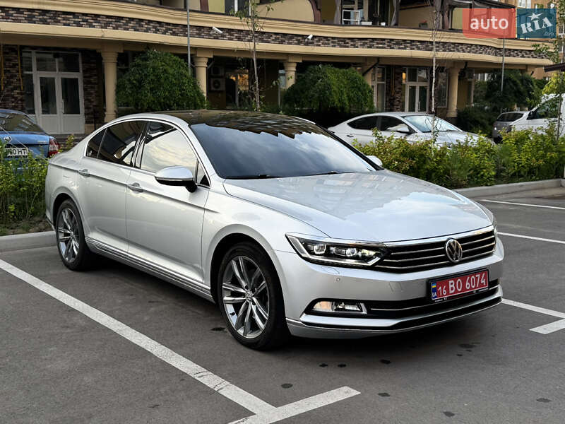 Седан Volkswagen Passat 2018 в 
