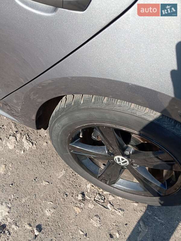 Седан Volkswagen Passat 2012 в Немирове