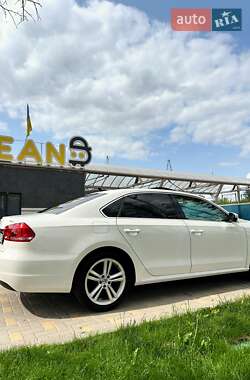 Седан Volkswagen Passat 2014 в 