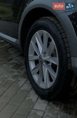 Универсал Volkswagen Passat 2012 в 