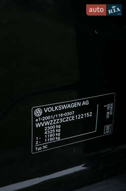 Универсал Volkswagen Passat 2012 в 
