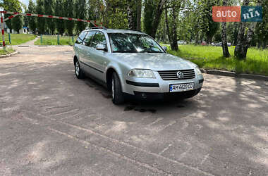Універсал Volkswagen Passat 2002 в 