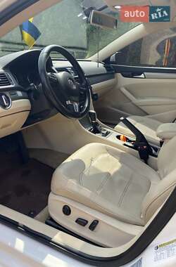 Седан Volkswagen Passat 2014 в 