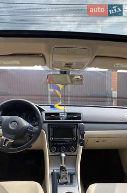 Седан Volkswagen Passat 2014 в 