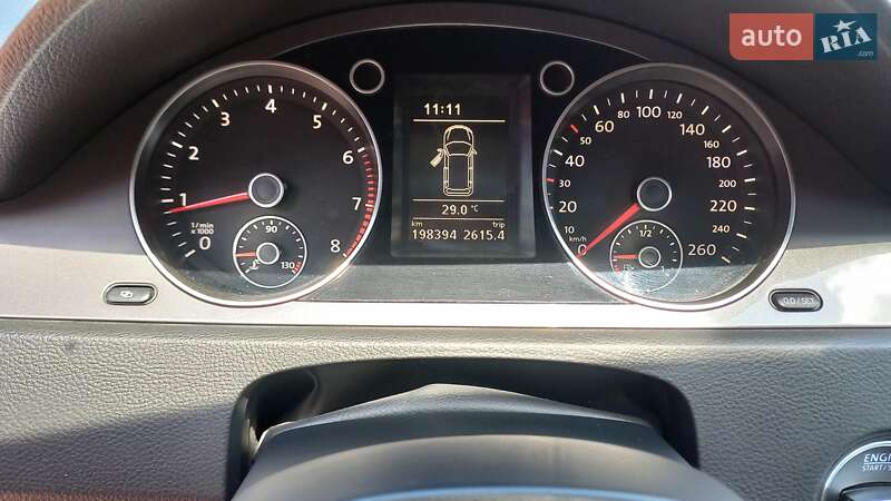 Универсал Volkswagen Passat 2010 в Миргороде
