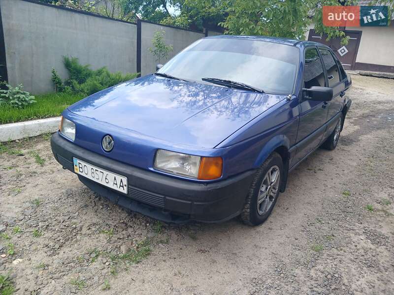Volkswagen Passat 1988