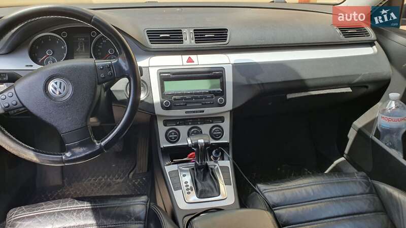 Універсал Volkswagen Passat 2009 в Києві