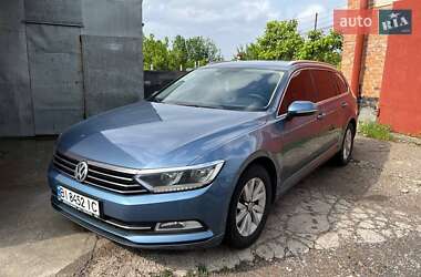 Універсал Volkswagen Passat 2015 в Полтаві