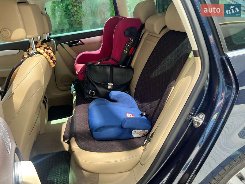 Универсал Volkswagen Passat 2014 в Хмельницком