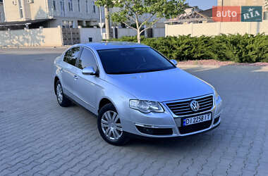 Седан Volkswagen Passat 2008 в Одессе