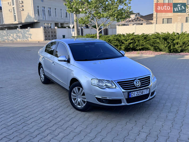 Седан Volkswagen Passat 2008 в 