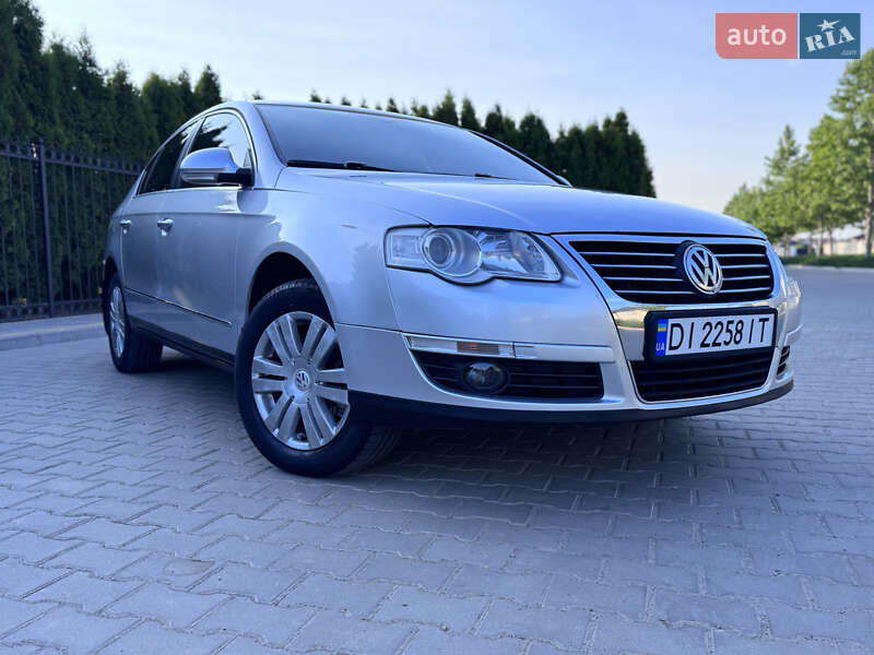 Седан Volkswagen Passat 2008 в Одессе