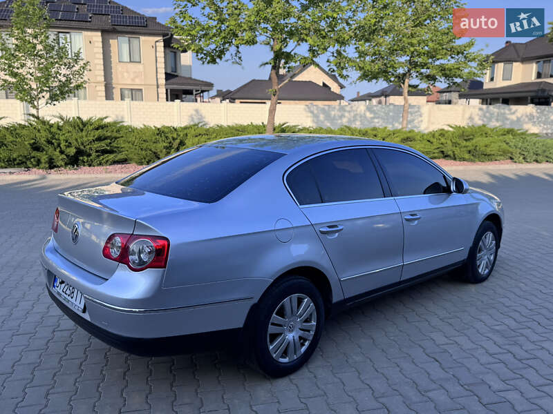 Седан Volkswagen Passat 2008 в Одессе