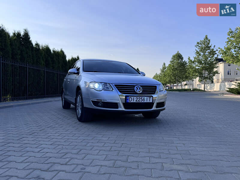 Седан Volkswagen Passat 2008 в Одессе