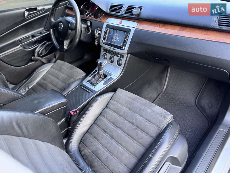 Седан Volkswagen Passat 2008 в Одессе