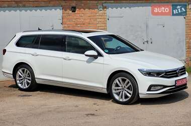 Универсал Volkswagen Passat 2021 в 
