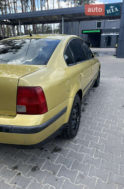 Седан Volkswagen Passat 1998 в 