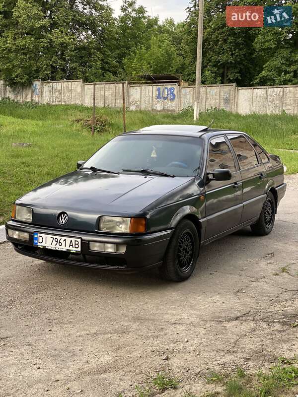 Volkswagen Passat 1992