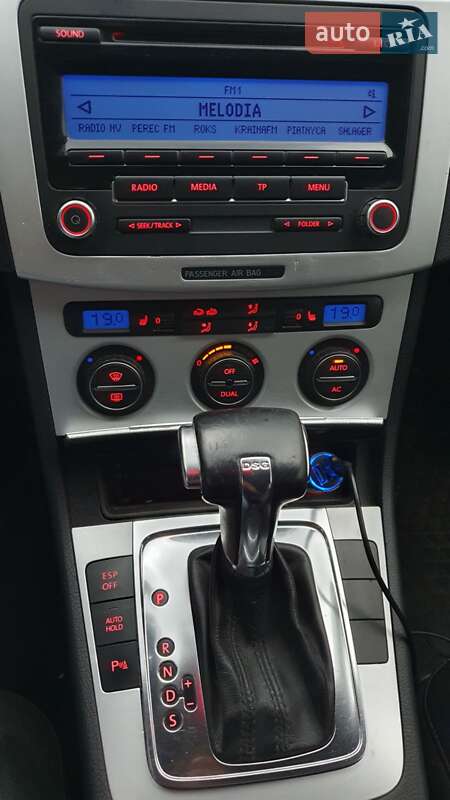 Універсал Volkswagen Passat 2009 в Києві