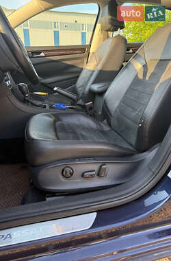 Седан Volkswagen Passat 2014 в 