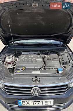 Седан Volkswagen Passat 2015 в 