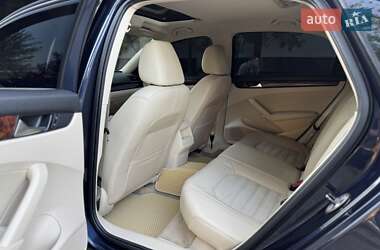 Седан Volkswagen Passat 2012 в 