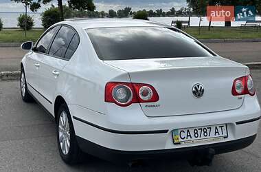 Седан Volkswagen Passat 2008 в 