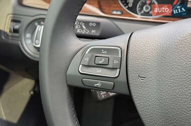 Седан Volkswagen Passat 2013 в 