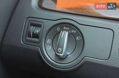 Седан Volkswagen Passat 2013 в 