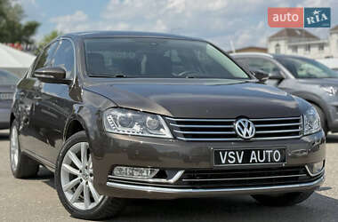 Седан Volkswagen Passat 2013 в 