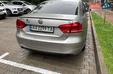 Седан Volkswagen Passat 2013 в 