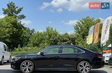 Седан Volkswagen Passat 2021 в 