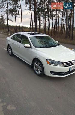 Седан Volkswagen Passat 2011 в Києві
