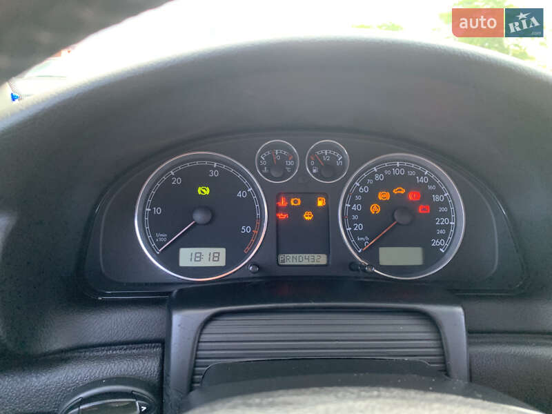 Универсал Volkswagen Passat 2003 в Одессе