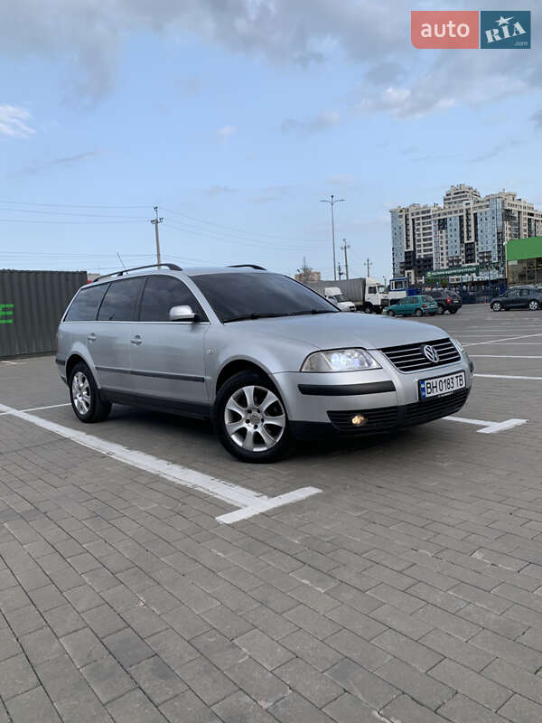 Универсал Volkswagen Passat 2003 в Одессе