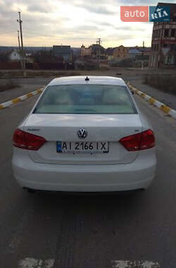 Седан Volkswagen Passat 2011 в 