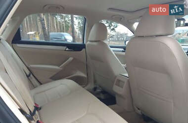 Седан Volkswagen Passat 2011 в 