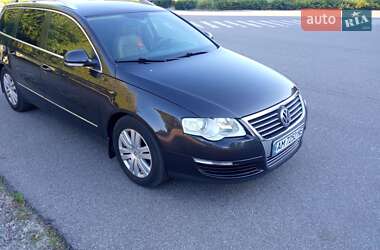Универсал Volkswagen Passat 2005 в Иванкове