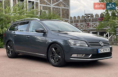 Универсал Volkswagen Passat 2013 в 