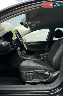 Универсал Volkswagen Passat 2012 в 
