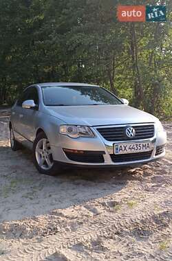 Седан Volkswagen Passat 2006 в Харкові
