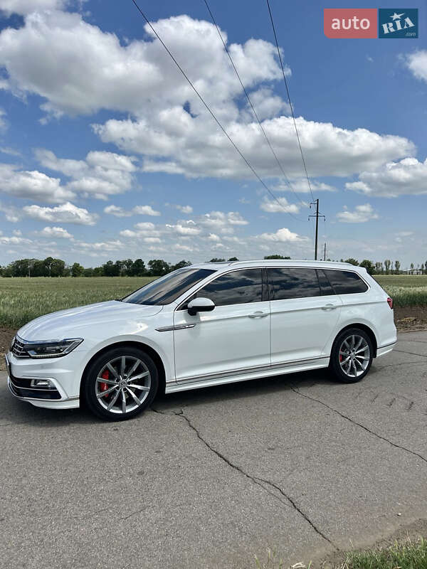 Универсал Volkswagen Passat 2017 в Никополе