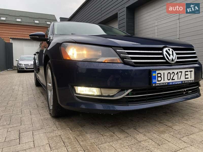 Седан Volkswagen Passat 2012 в Киеве