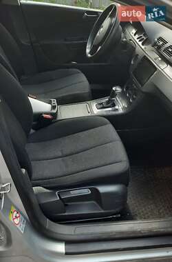 Універсал Volkswagen Passat 2008 в 