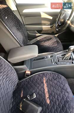 Універсал Volkswagen Passat 2015 в 
