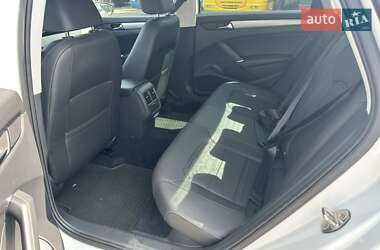 Седан Volkswagen Passat 2019 в 