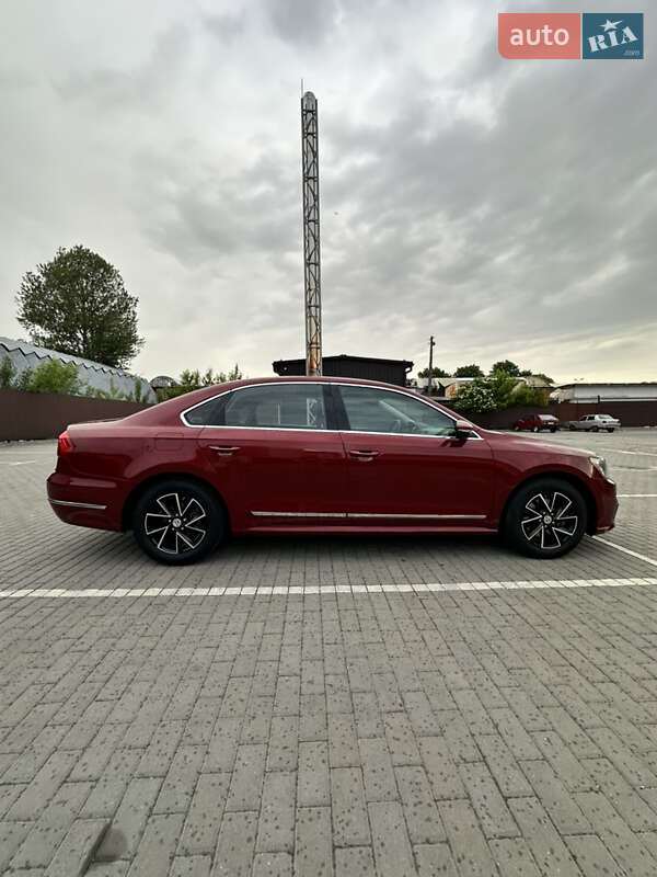 Седан Volkswagen Passat 2015 в Черкасах