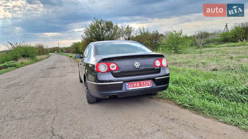 Седан Volkswagen Passat 2006 в Запоріжжі
